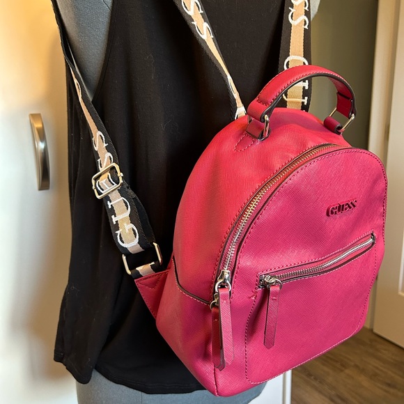 Guess Backpack - Picture 3 of 7